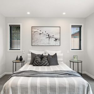 Bedroom Venetian blinds - shutter look blinds - made to measure